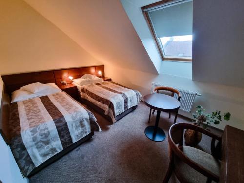 Hotel Mario - image 10