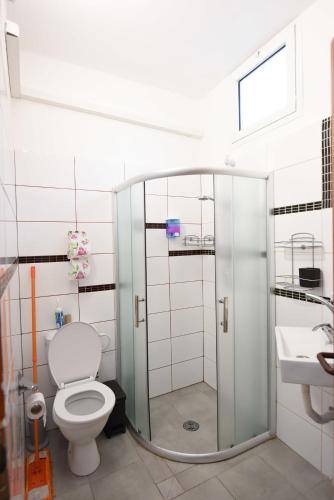 Private Dormitory Room (4 Adults) image 7