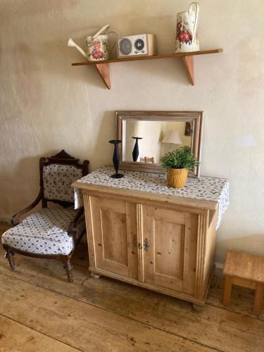 Twin Room image 1