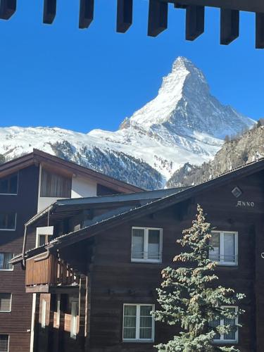 Deluxe Double Room with Matterhorn View