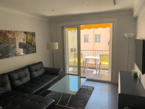 One Bedroom Apartment Branly - Location saisonnière - Cannes