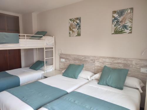 Hostal Garamar - image 7