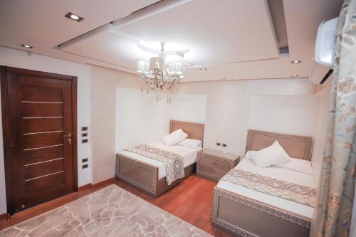 Platinum One Story Villa , 350 m , Heliopolis