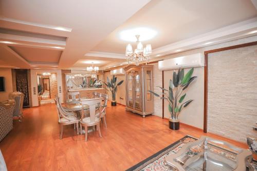 Platinum One Story Villa , 350 m , Heliopolis