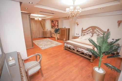 Platinum One Story Villa , 350 m , Heliopolis