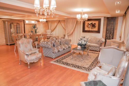 Platinum One Story Villa , 350 m , Heliopolis