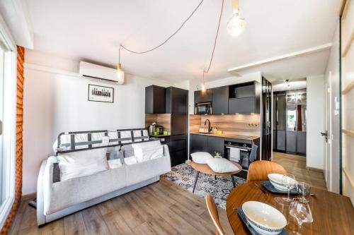 All in Lyon | Studio chic & parking, Lyon (photo 7)