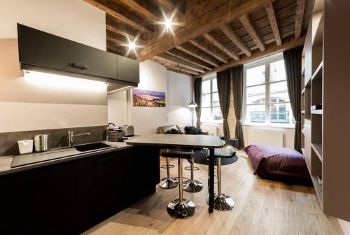 All in Lyon | Beau bijou au cœur du Vieux Lyon, Lyon (fotografie 4)