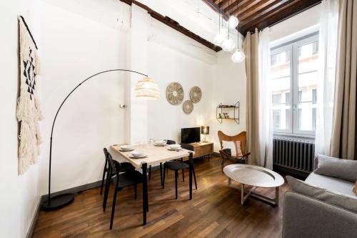 Spacious and cozy in Vieux Lyon AIL Spacious and cozy in Vieux Lyon AIL