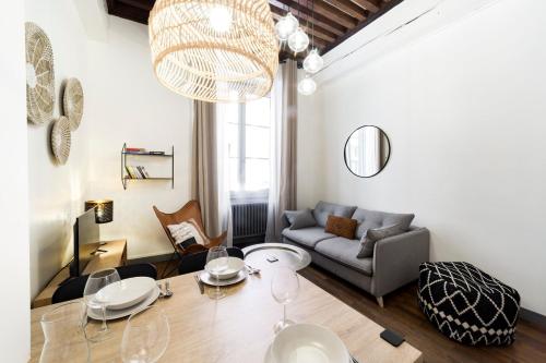 Spacious and cozy in Vieux Lyon - Location saisonnière - Lyon