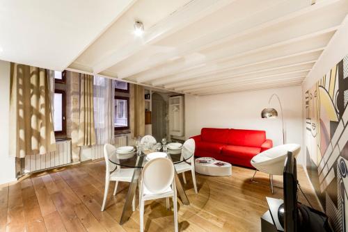 AllinLyon | Duplex design Vieux Lyon, Лион (фото 4)