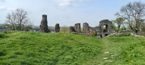 Tuvākā izklaides vieta, Ffynnonddewi Cardigan in Cenarth
