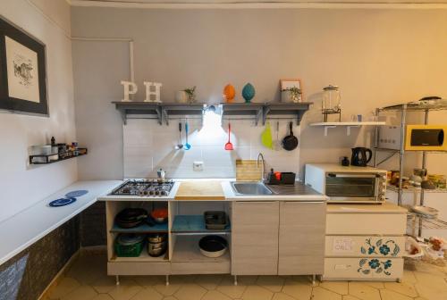 Naples Pizza Hostel near Via dei Tribunali