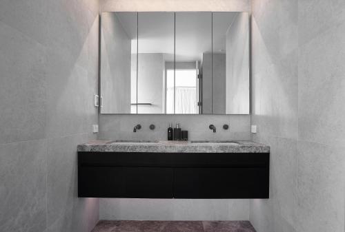 ONYX HOUSE - Wainui Beach