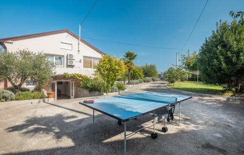 Villa Viktoria near Poreč for 6 people with play room & private pool