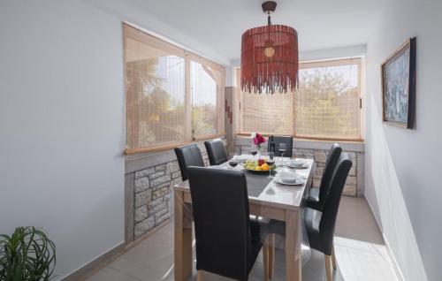 Erkély/terasz, Villa Viktoria near Poreč for 6 people with play room & private pool (Villa Viktoria near Porec for 6 people with play room & private pool) in Kastelir