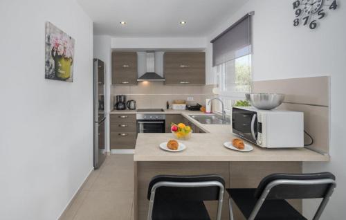 Konyha, Villa Viktoria near Poreč for 6 people with play room & private pool (Villa Viktoria near Porec for 6 people with play room & private pool) in Kastelir