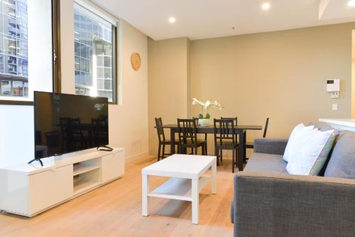 Sydney CBD Modern Apartment at Central Location