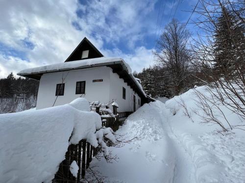 ALCHYMISTA MINING HOUSE