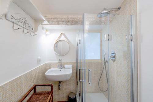 Genteel Home Scarlatti - main image