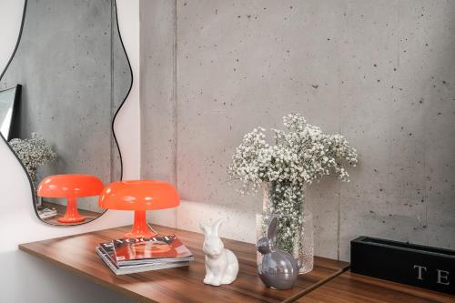 Apartments Wroc'LOVE by me &301 Legnicka & Self Check-In 24h & Lift & Air Conditioning