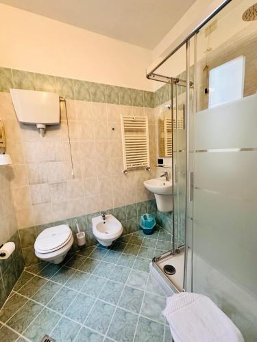 Triple Room image 6