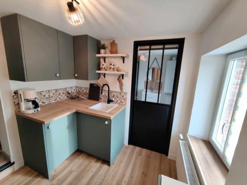 virtuve, La petite Flânerie (La petite Flanerie) in Mondrepuis