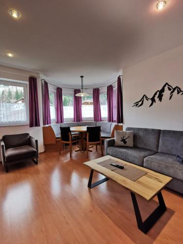 Bella Vista Apartments 5