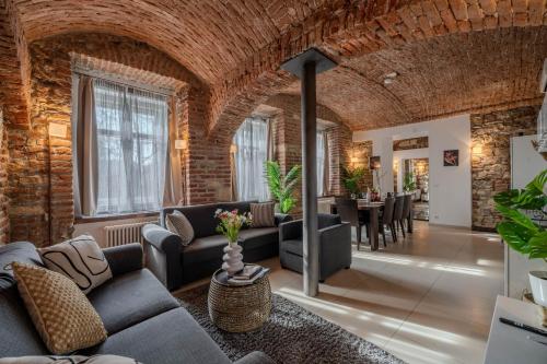 Three-Bedroom Apartment image 10
