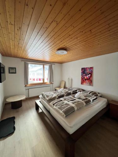 Haus Augstbord BNB Zimmer