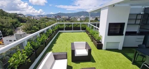 Surrounding environment, AZZA Smart Stay in Trindade