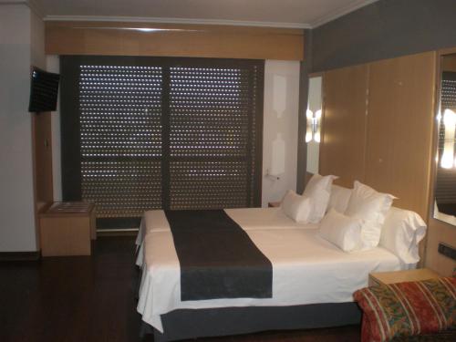 Triple Room image 4