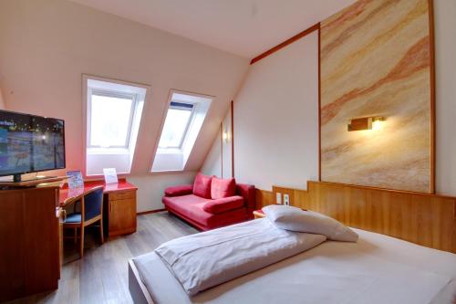 Comfort Triple Room