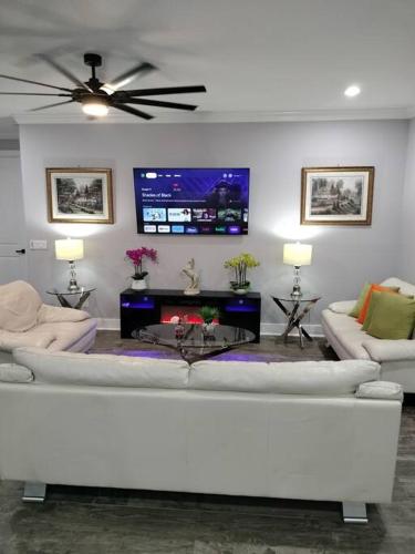 Villa White Rock in Tampa