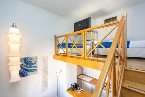 Colosseum bright two Bedroom Apartment, Rome (photo 6)
