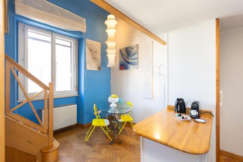 Colosseum bright two Bedroom Apartment, Rome (photo 2)