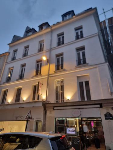 HOTEL ABOUKIR, Paris