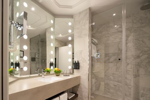 539929580 Hotel Cerretani Firenze - MGallery Collection