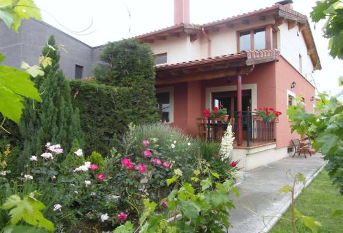 Uitzicht, Cuarenta y Ocho Luces in Buniel