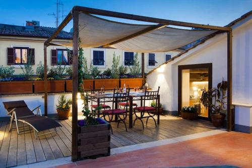 Penthouse Pantheon apartment with Terrace 2BR 2BA, Rom (Foto 5)