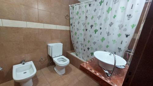 Bathroom, Casa Jusuy in Barrio Bajo la Vina