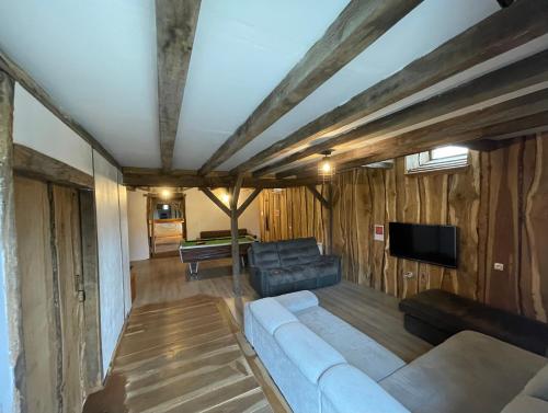 Gîte avec piscine intérieur, Le Repère de Choiseau (Gite avec piscine interieur, Le Repere de Choiseau) in 沙蘭拉波特里