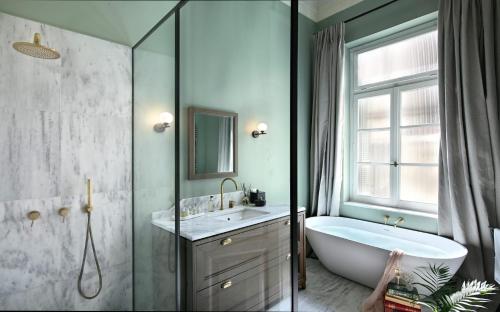 Delightful Athens Apartment | 1 Bedroom Suite | Apartment Elexsion | Furnished Balcony with City View | Athinaidos - image 8