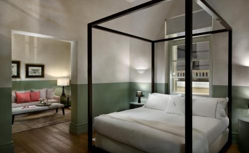 Superb Athens Apartment | 1 Bedroom | Apartment Elefseria | Furnished Balcony with City View | Athinaidos - image 2