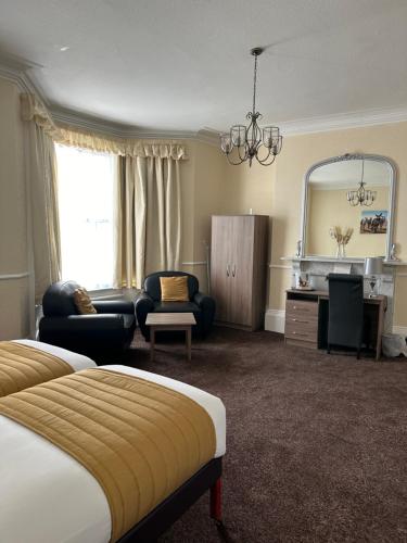 Clifton Hotel - image 8