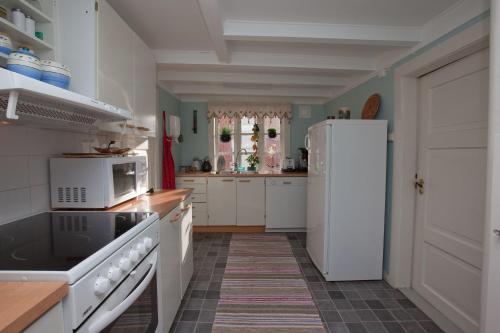 Kristina Apartment & Alma House in แอนดิเนส