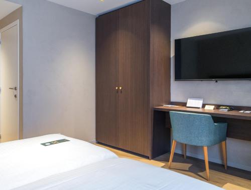 Business By Parkhotel -ANNEX- - image 2