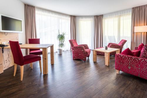Superior Family Room