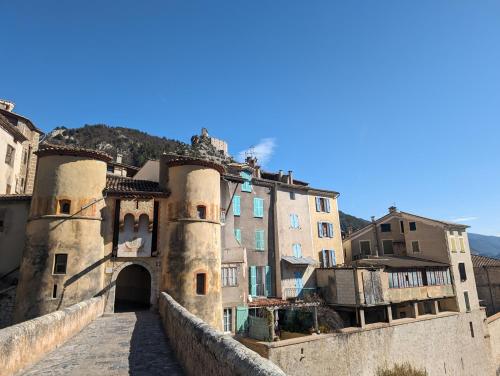 Duplex "La belle vue " - Location saisonnière - Entrevaux