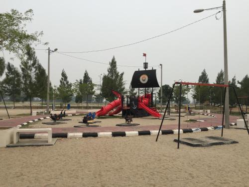 Pantai Emas Villa Malacca